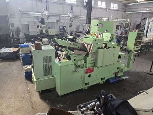 उच्च परिशुद्धता सीएनसी केंद्रहीन पीसने की मशीन उच्च शक्ति के साथ कोई घर्षण निः शुल्क रखरखाव हाइड्रोलिक स्थैतिक धुरी